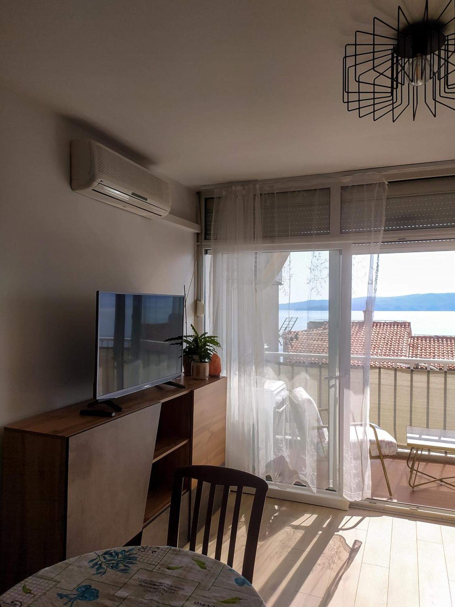Novouredeni Stan S Balkonom I Pogledom Na More Senj  Exterior foto